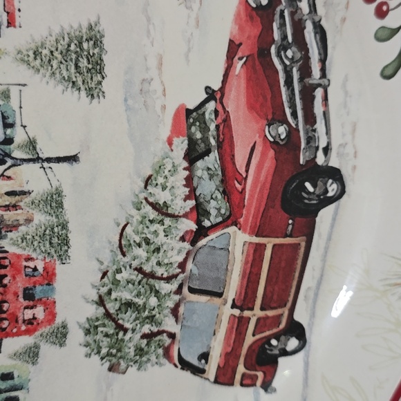 Set of 4 Better Homes and Garden Festive Holiday Plates - Picture 10 of 16